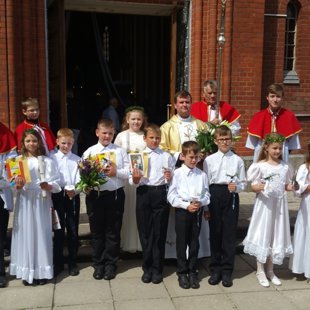 Bērniem 1. Sv. Komūnija Līksnā 05.06.2016.g.