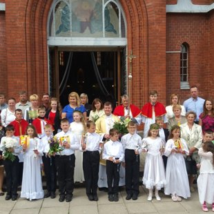 Bērniem 1. Sv. Komūnija Līksnā 05.06.2016.g.