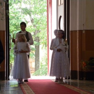 Bērniem 1.Sv.Komūnija Nīcgalē 2014.g.