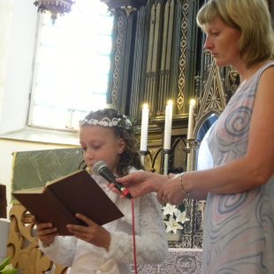 Bērniem 1.Sv.Komūnija Nīcgalē 2014.g.