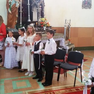 Bērniem 1.Sv.Komūnija Nīcgalē 19.06.16.g.