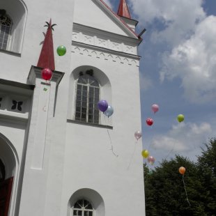 Bērniem 1.Sv.Komūnija Nīcgalē 2014.g.