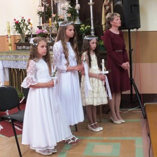 Bērniem 1.Sv.Komūnija Nīcgalē 28.06.15.g.