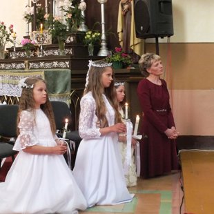 Bērniem 1.Sv.Komūnija Nīcgalē 28.06.15.g.