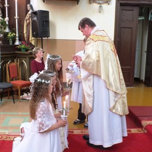 Bērniem 1.Sv.Komūnija Nīcgalē 28.06.15.g.