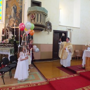 Bērniem 1.Sv.Komūnija Nīcgalē 28.06.15.g.